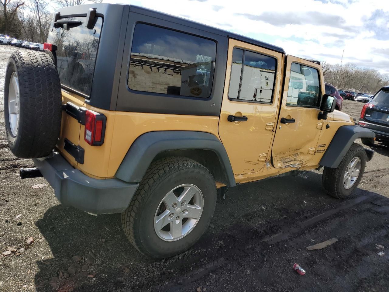 2014 JEEP WRANGLER U - Image 3