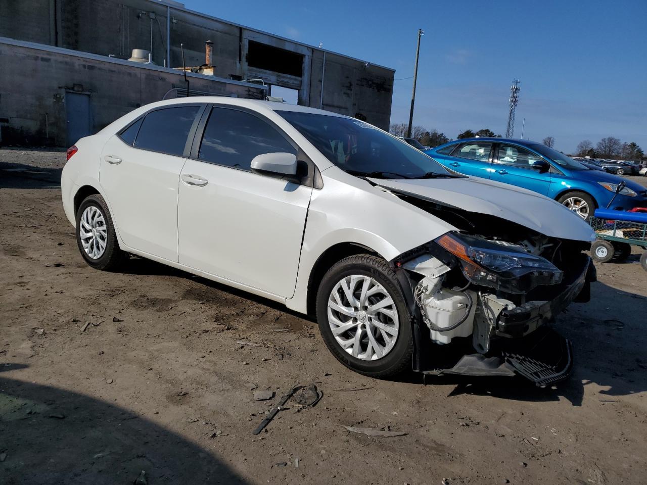 2018 TOYOTA COROLLA L - Image 4