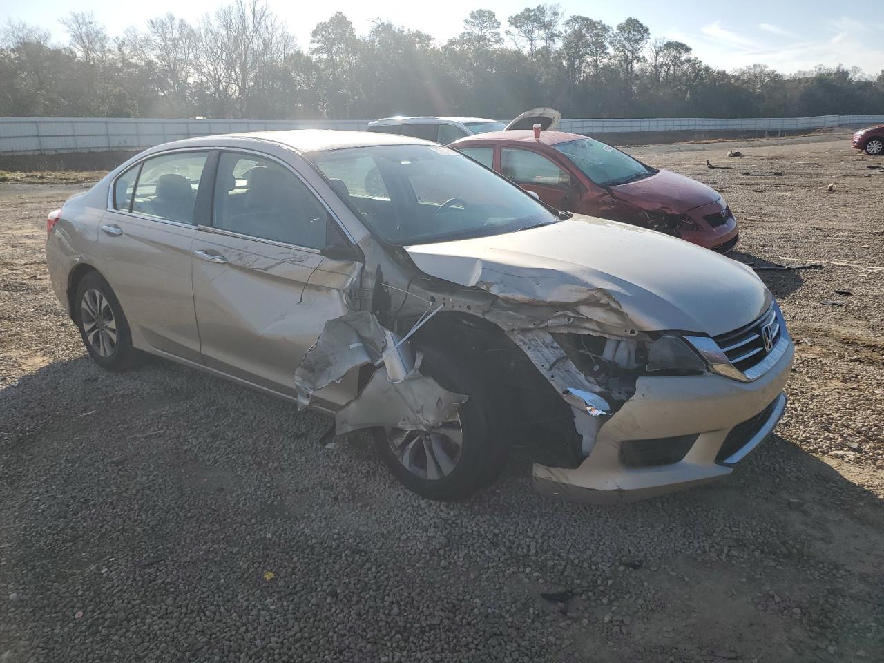 2014 HONDA ACCORD LX - Image 4