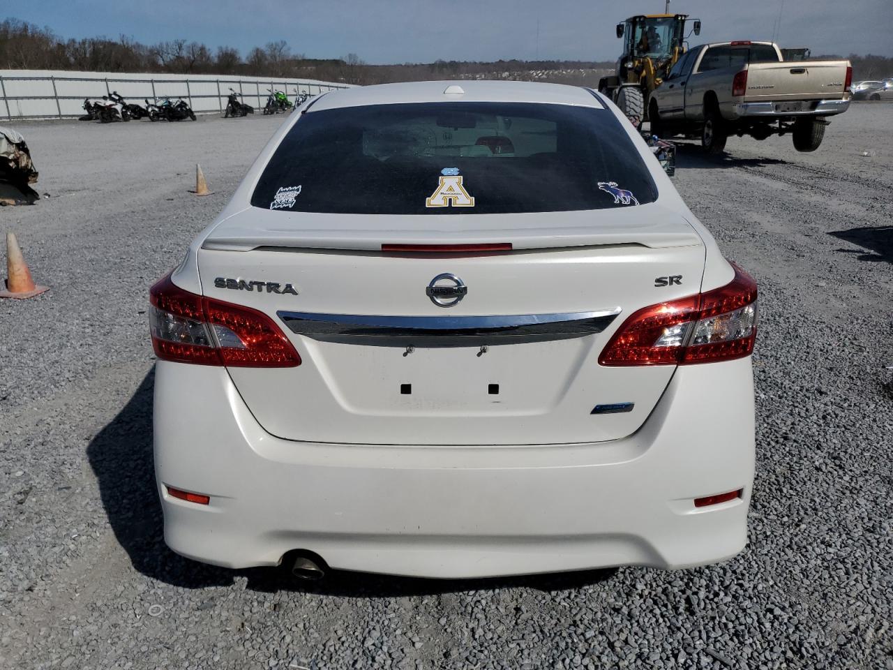 2013 NISSAN SENTRA S - Фото 6