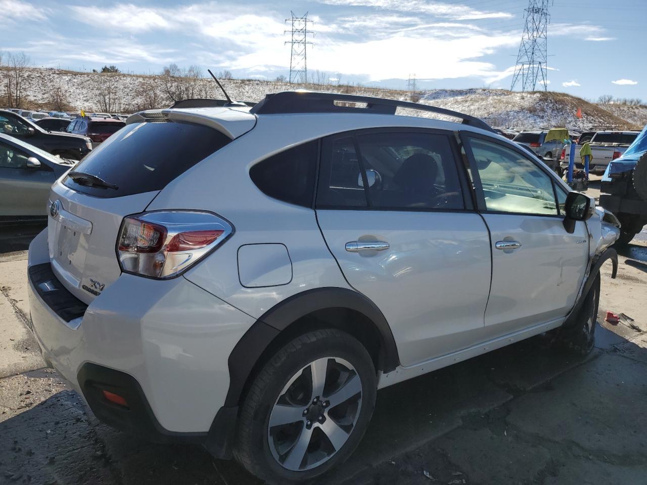 2014 SUBARU XV CROSSTR - Image 3
