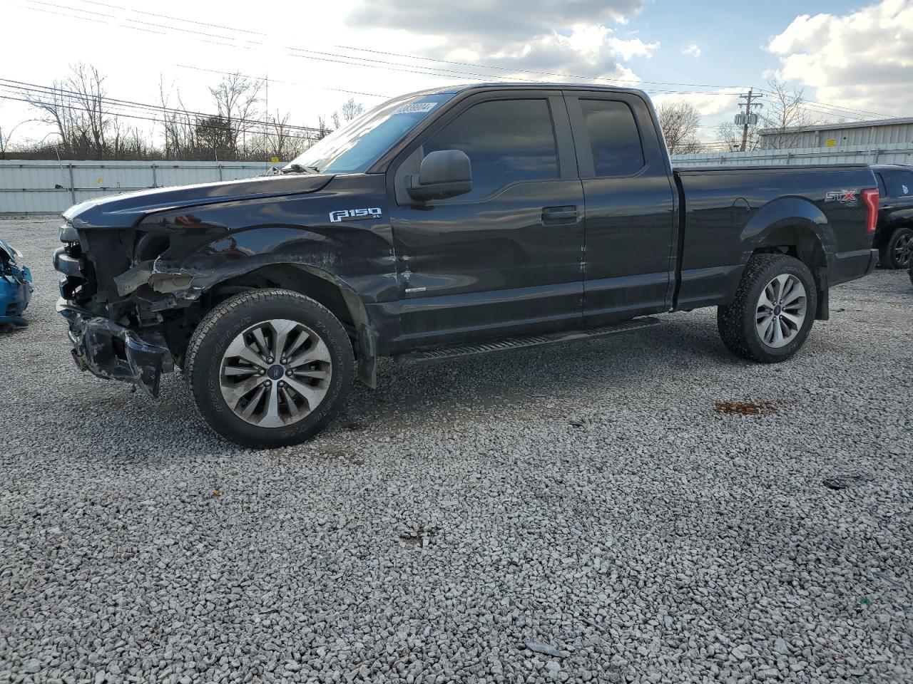 2017 FORD F150 SUPER