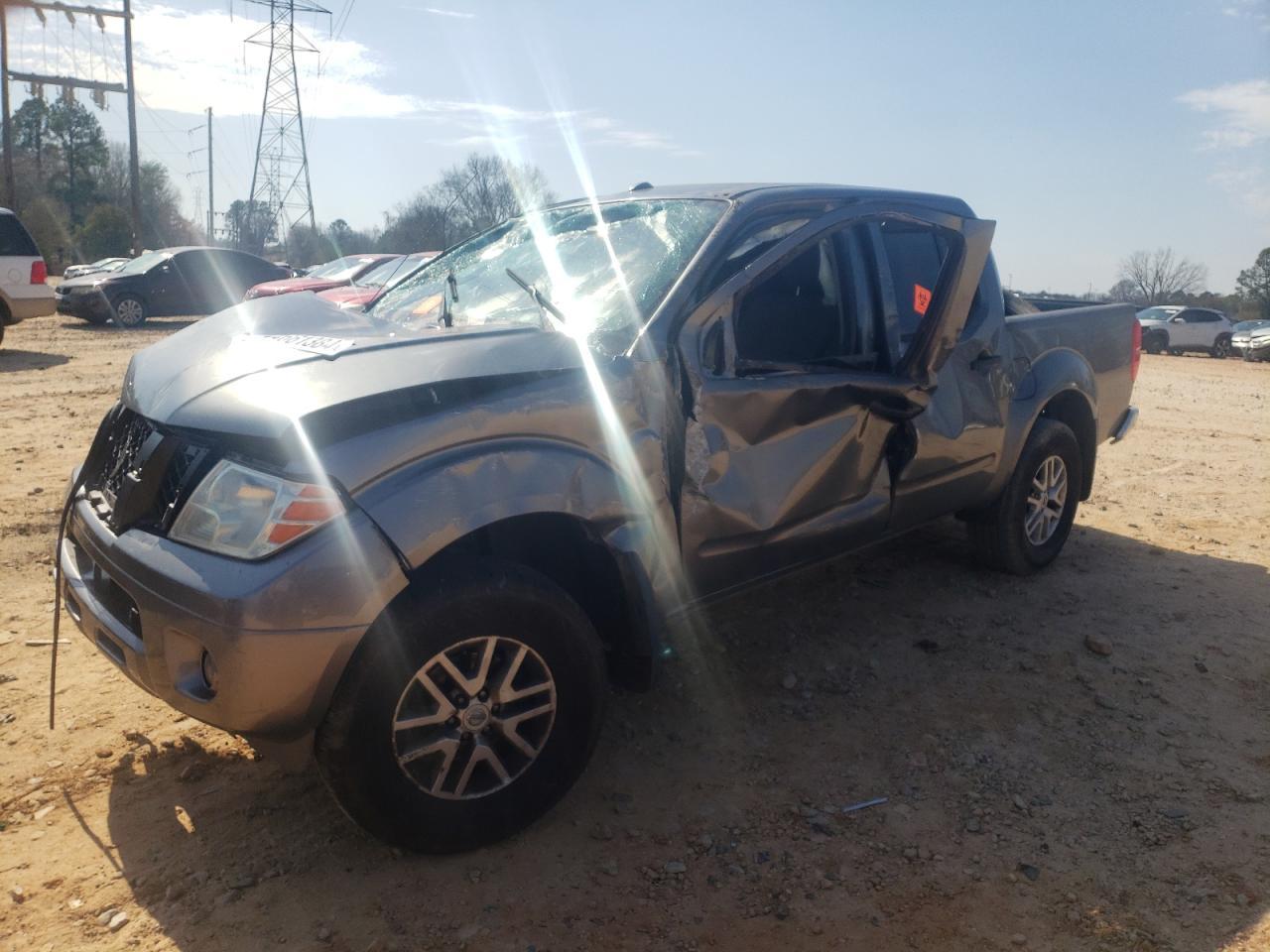 2016 NISSAN FRONTIER S
