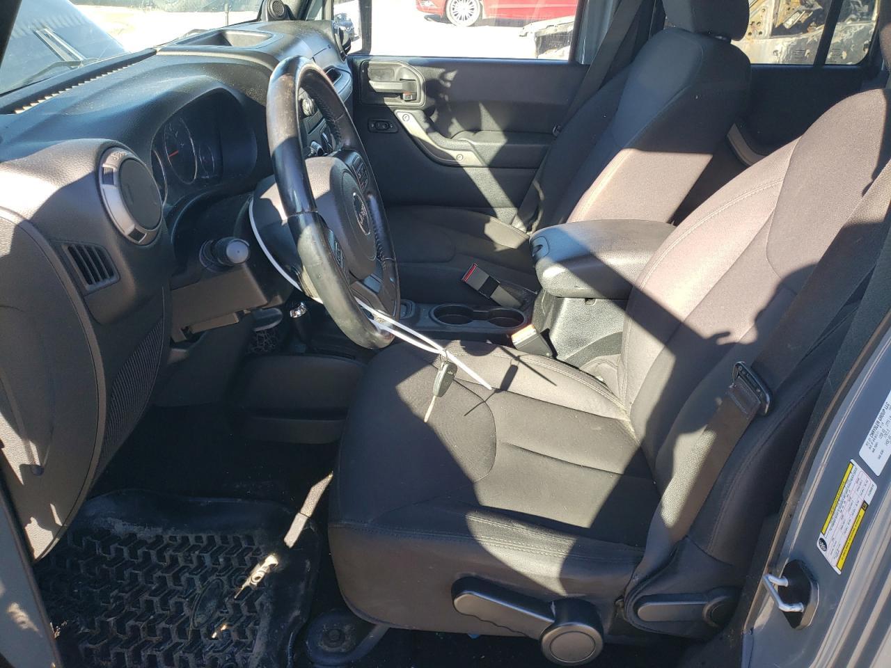 2014 JEEP WRANGLER U - Image 7