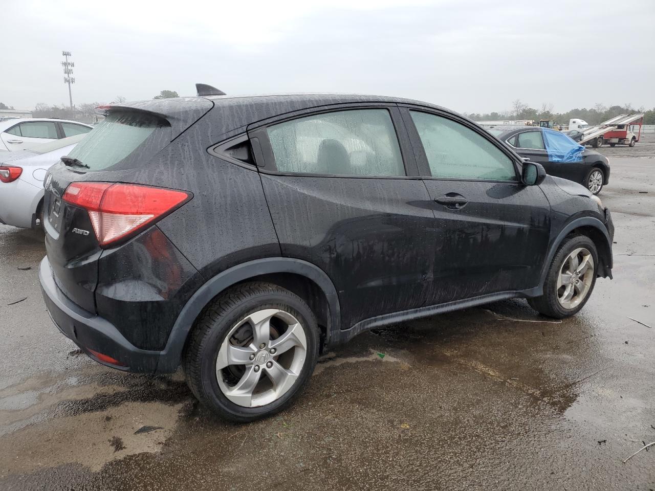 2018 HONDA HR-V LX - Фото 3