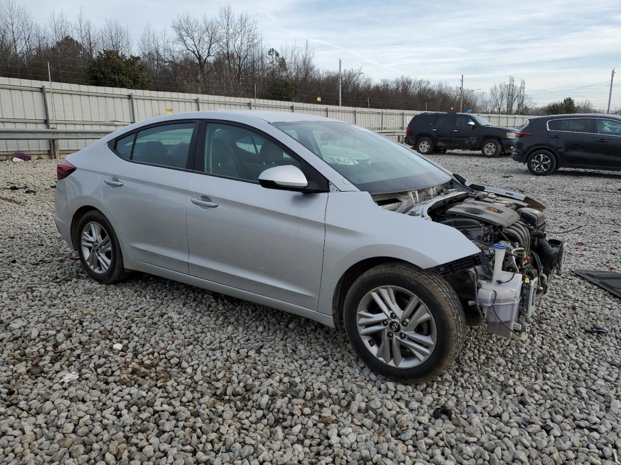 2019 HYUNDAI ELANTRA SE - Фото 4