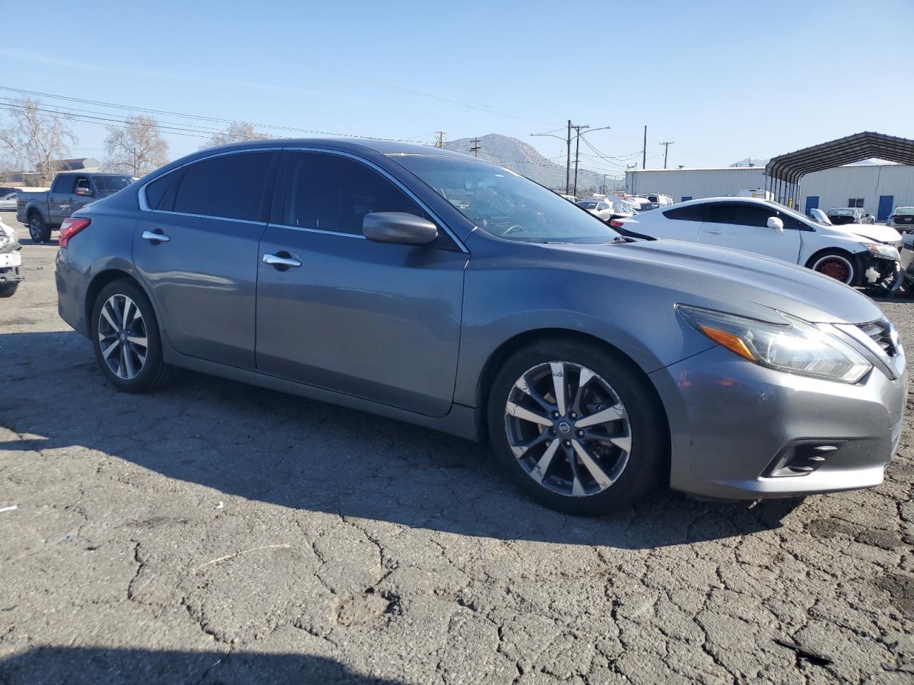 2016 NISSAN ALTIMA 2.5 - Image 4