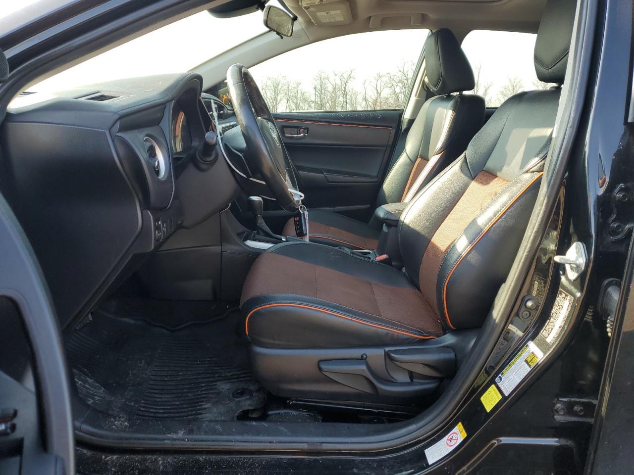 2019 TOYOTA COROLLA L - Фото 7