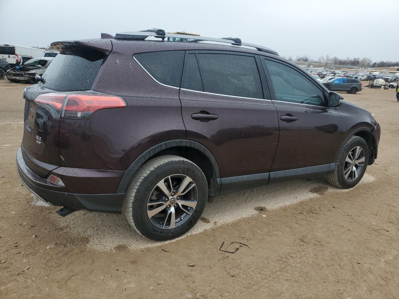2017 TOYOTA RAV4 XLE - Image 3