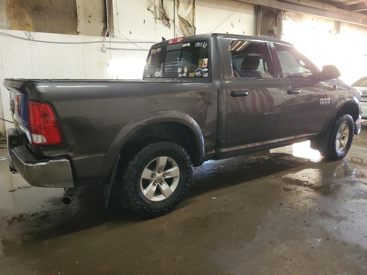 2015 RAM 1500 SLT - Image 3