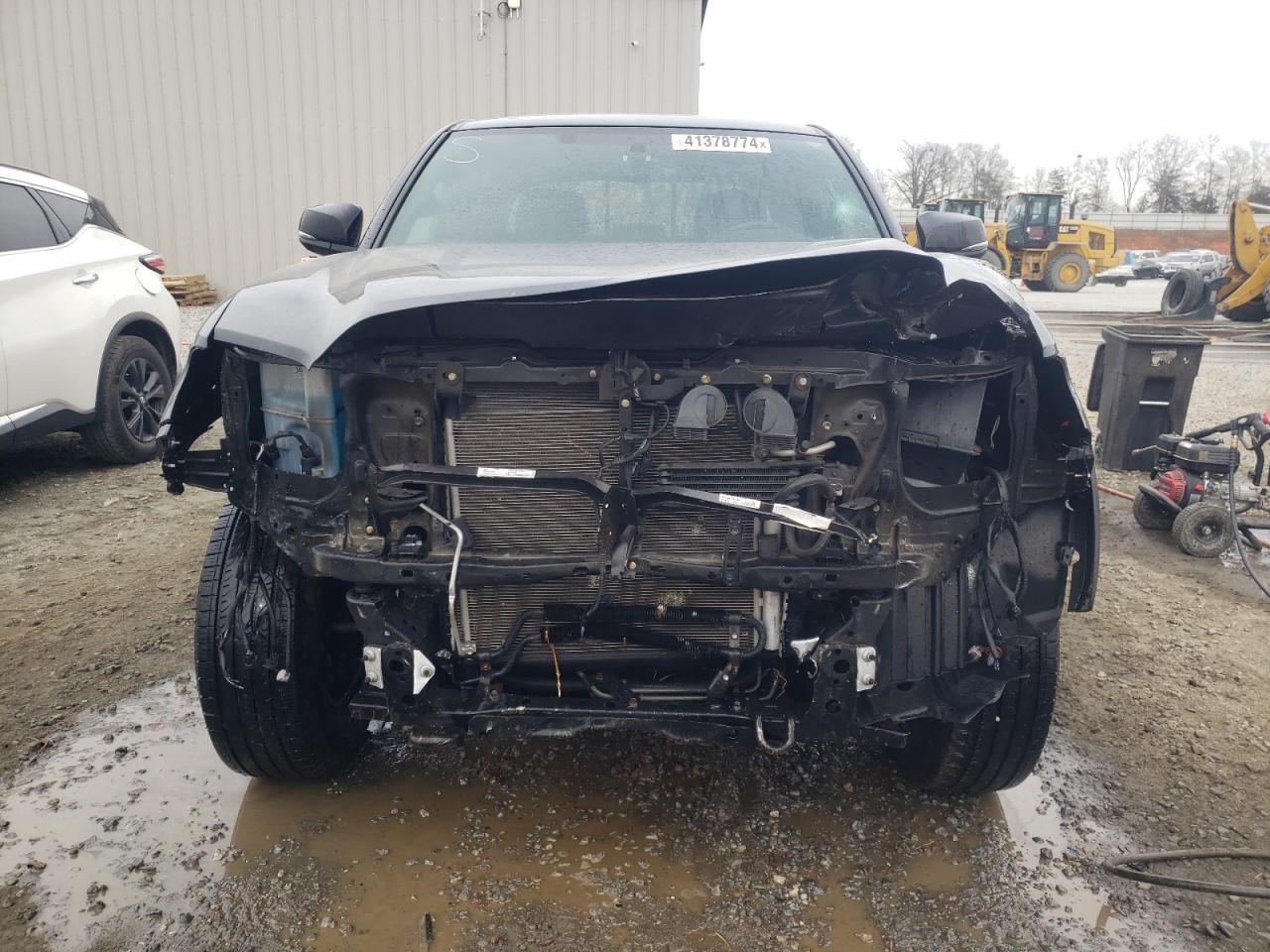 2017 TOYOTA TACOMA DOU - Фото 5