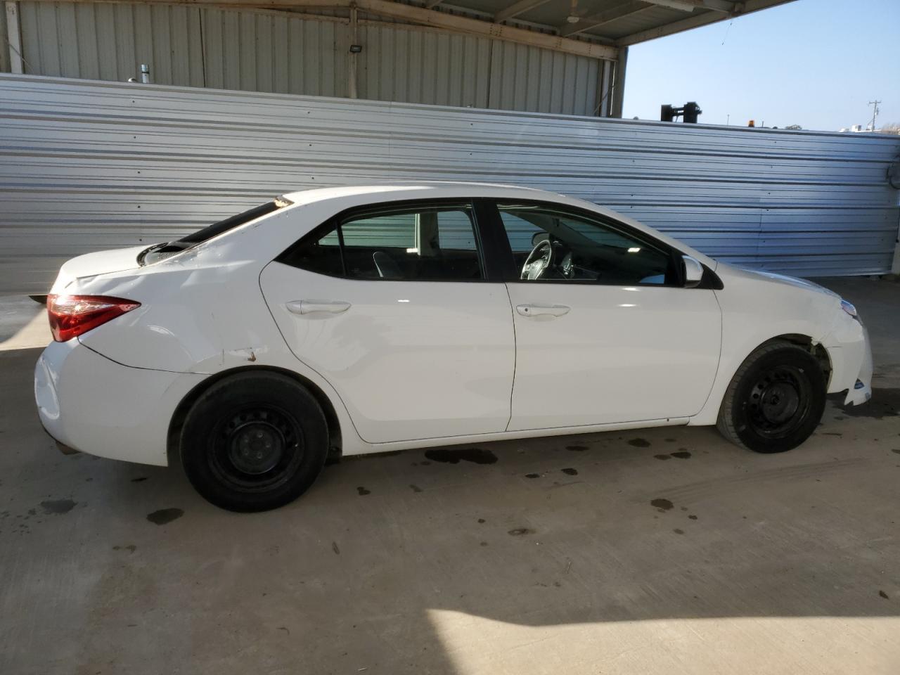 2019 TOYOTA COROLLA L - Image 3