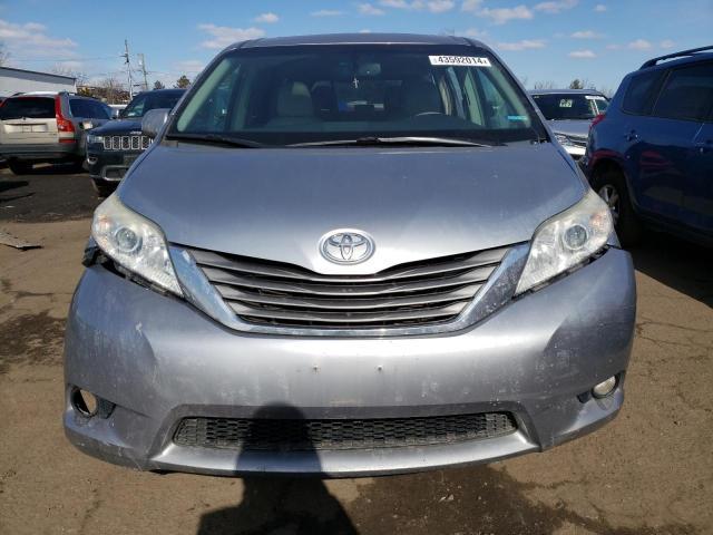 2012 Toyota Sienna Xle - Image 5