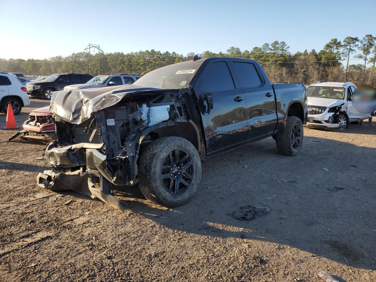 2022 CHEVROLET SILVERADO car image