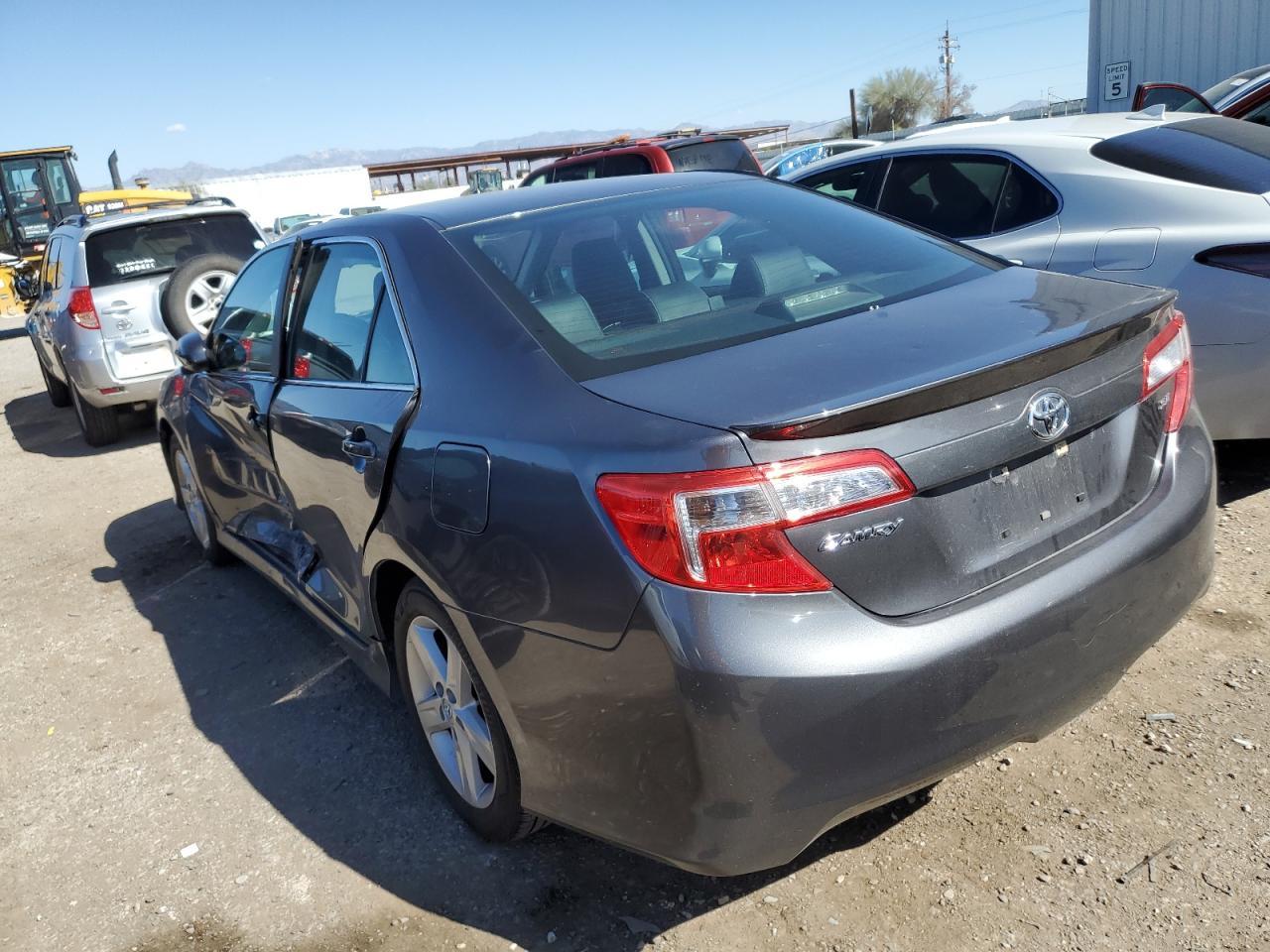 2014 TOYOTA CAMRY L - Image 2