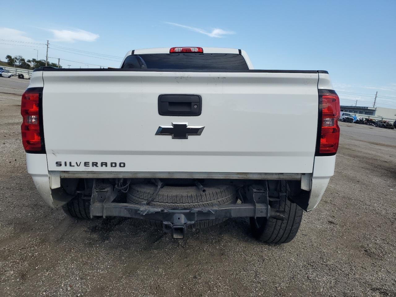 2018 CHEVROLET SILVERADO - Фото 6