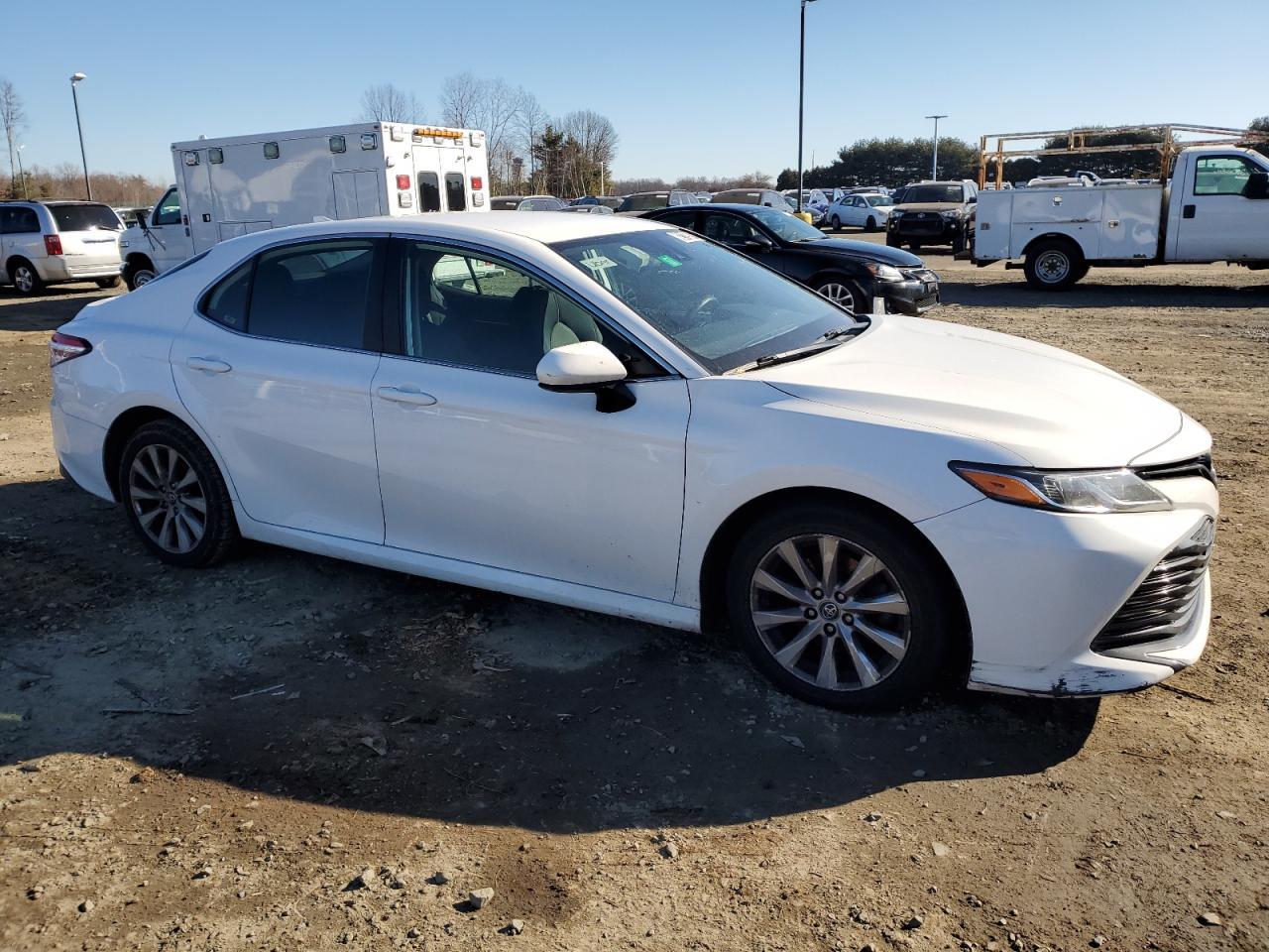 2019 TOYOTA CAMRY L - Image 4
