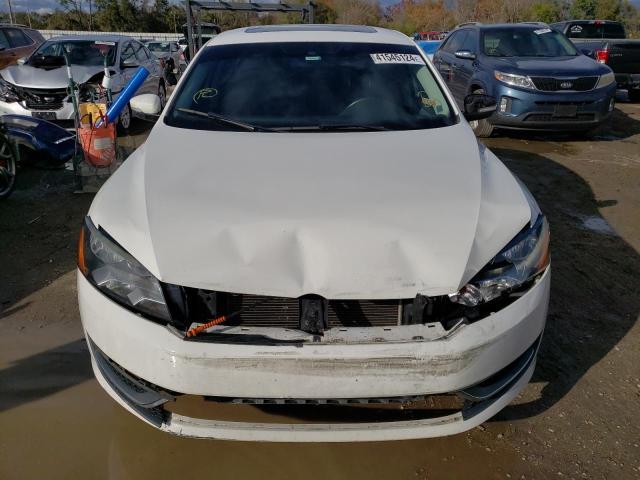 2013 Volkswagen Passat Se - Image 5