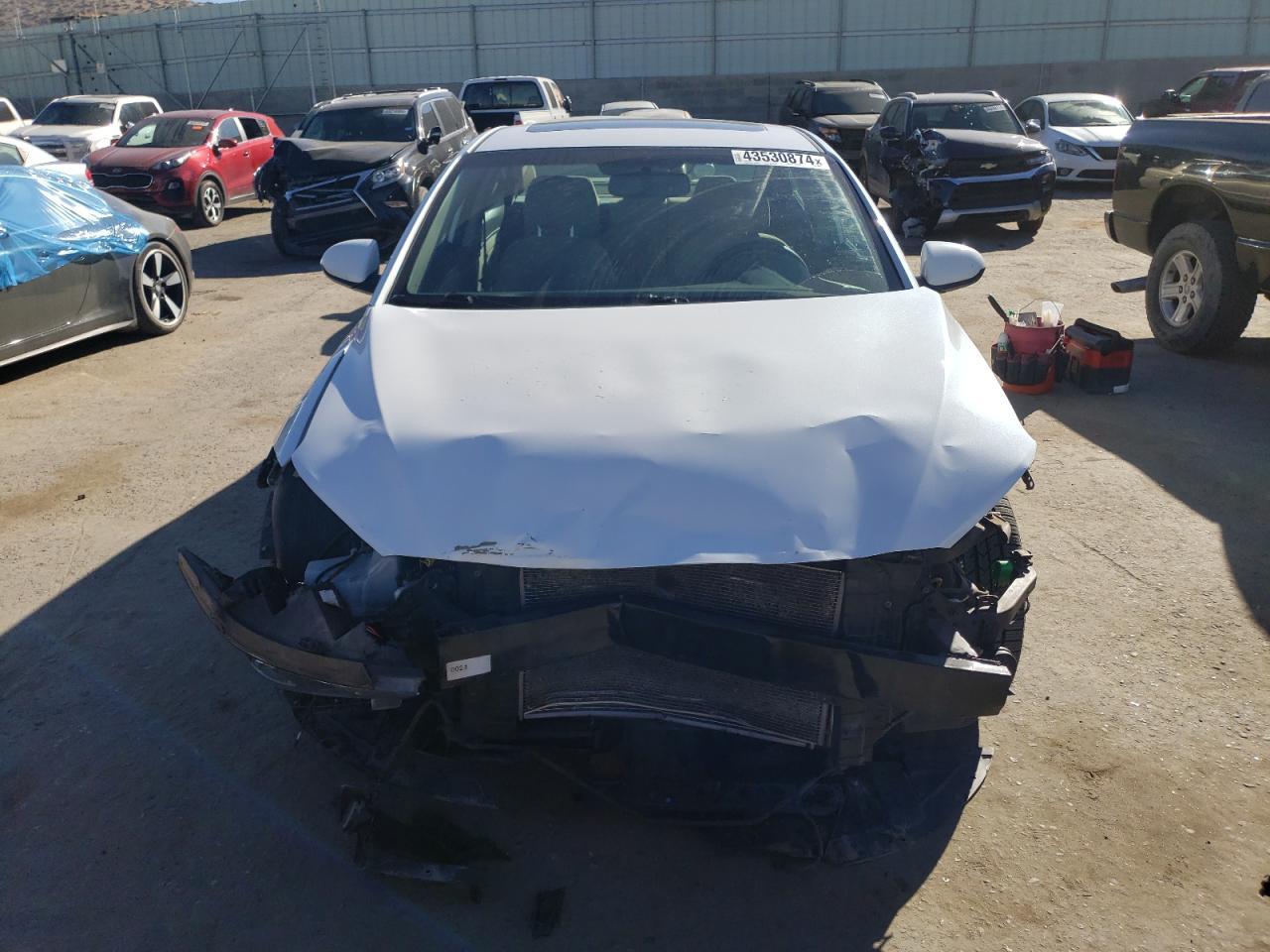 2018 HYUNDAI ELANTRA SE - Фото 5