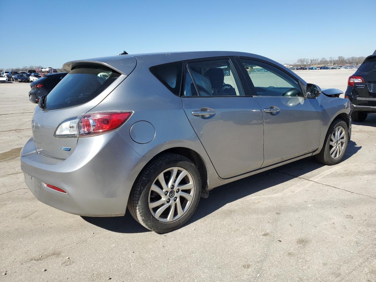 2013 MAZDA 3 I - Фото 3
