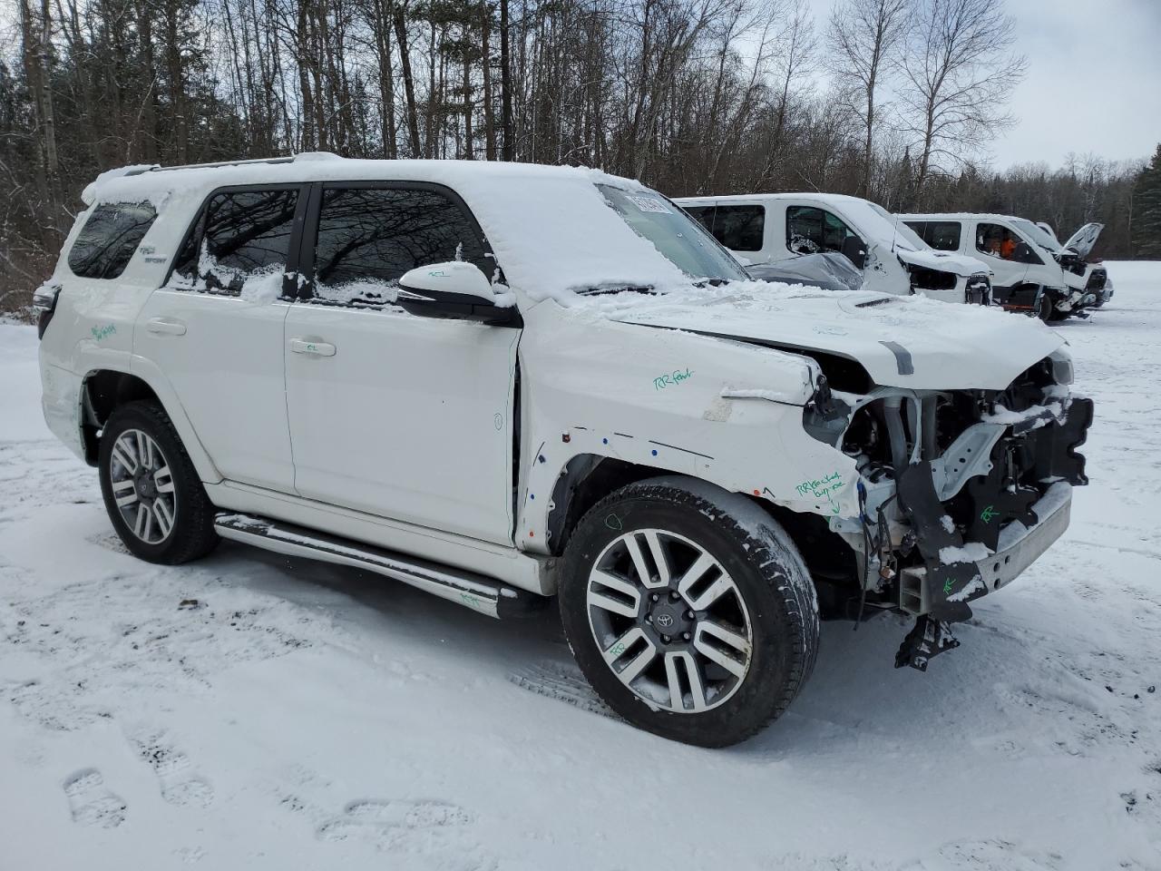 2022 TOYOTA 4RUNNER SR - Image 4