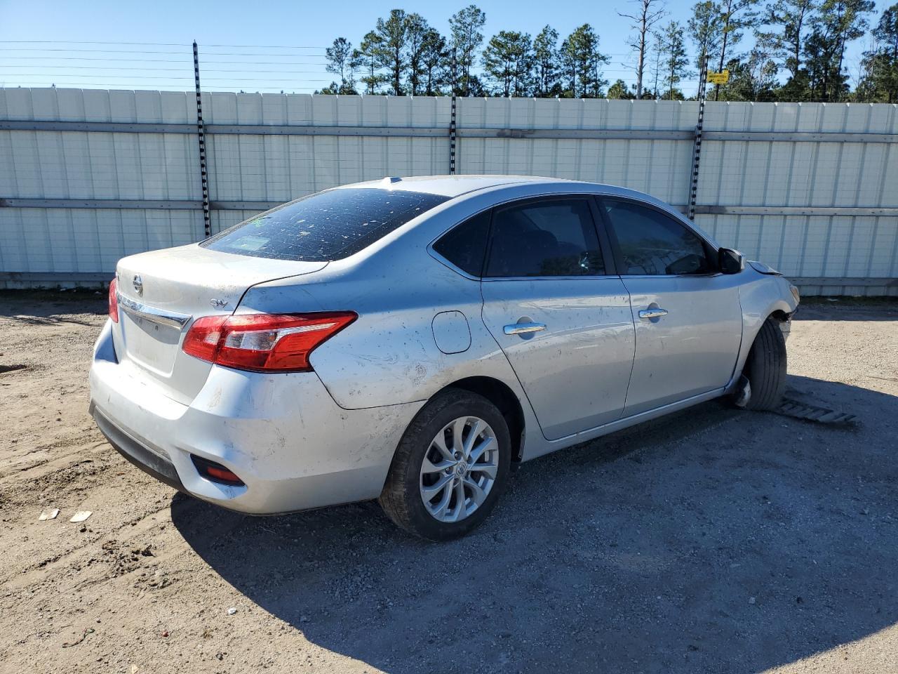 2017 NISSAN SENTRA S - Фото 3