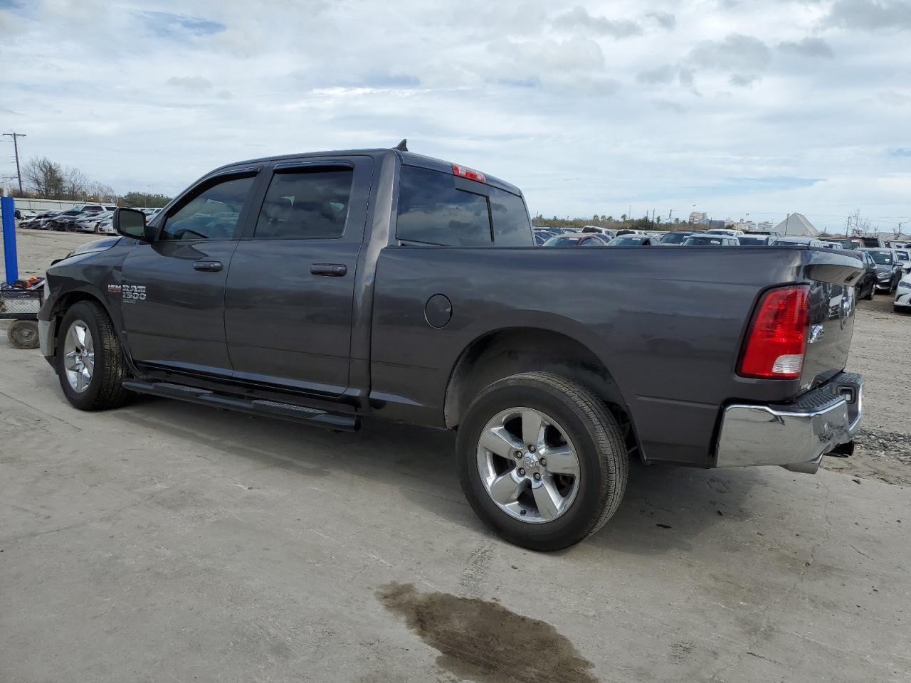 2019 RAM 1500 CLASS - Фото 2
