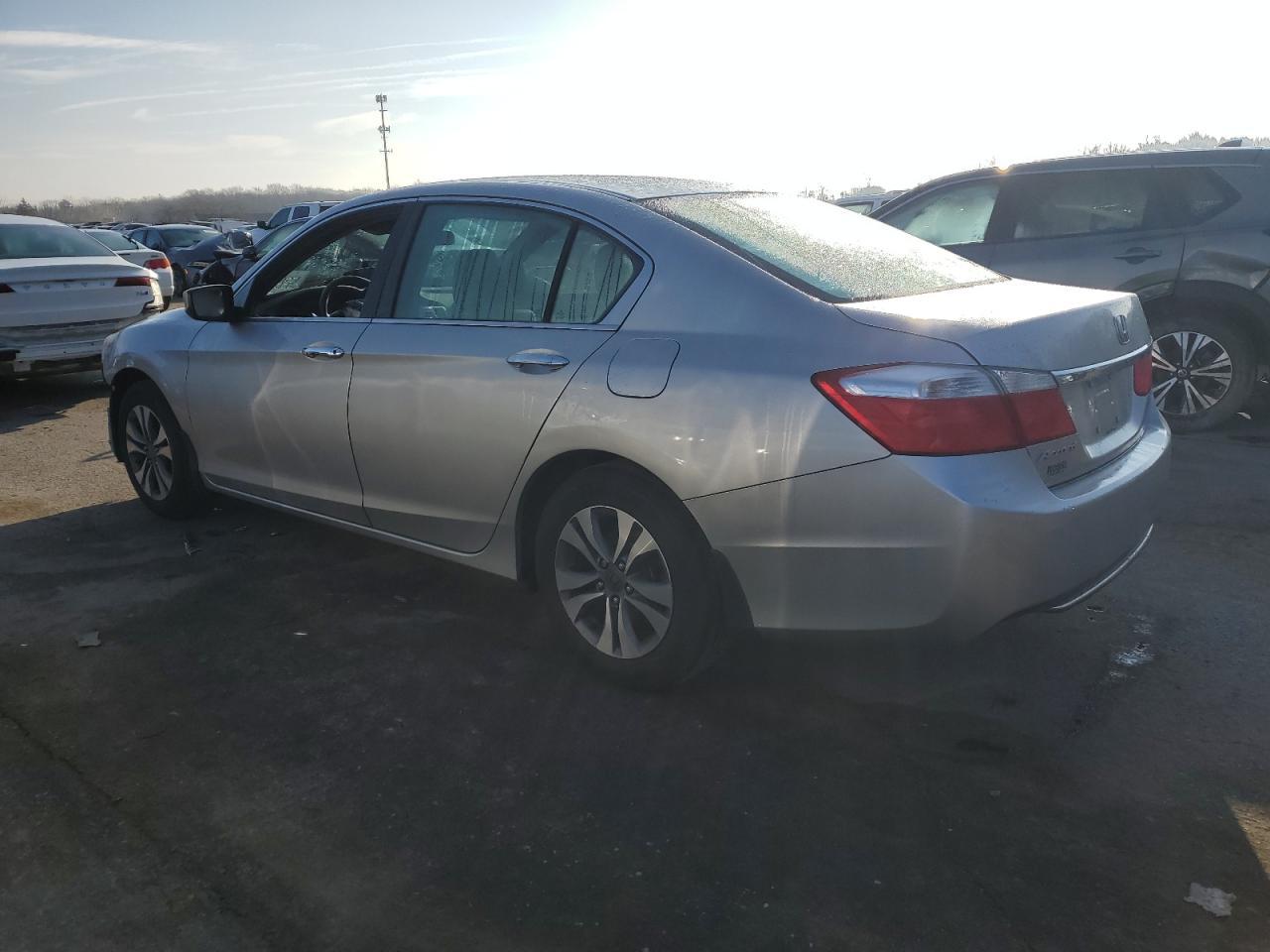 2014 HONDA ACCORD LX - Image 2