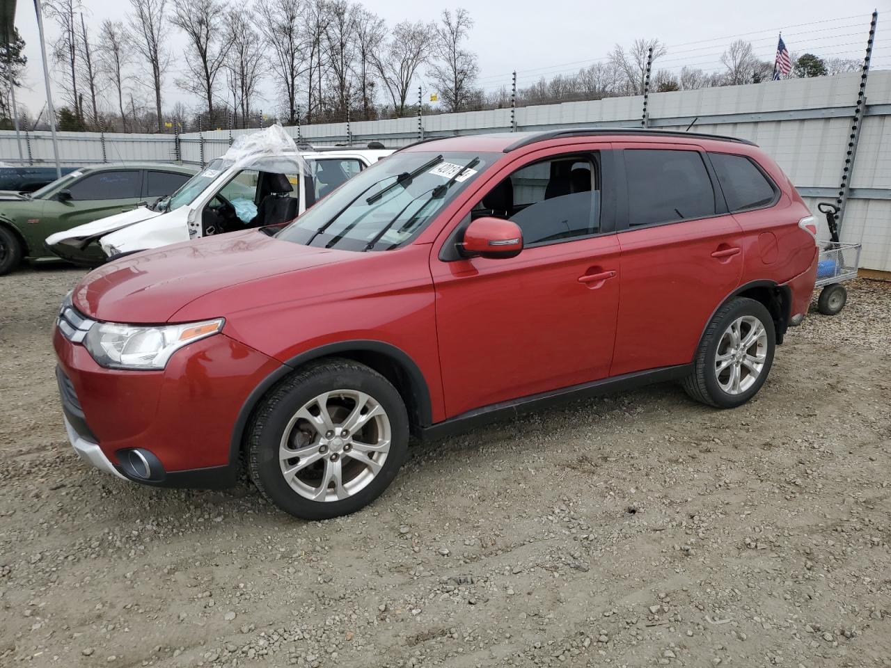 2015 MITSUBISHI OUTLANDER