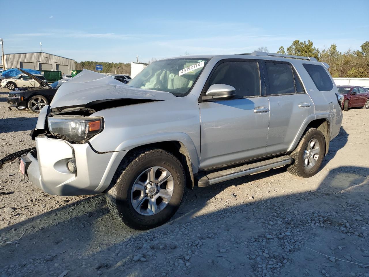 2015 TOYOTA 4RUNNER SR car image