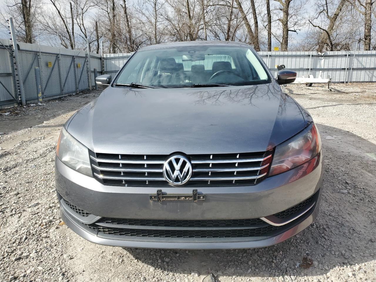 2014 VOLKSWAGEN PASSAT SE - Фото 5