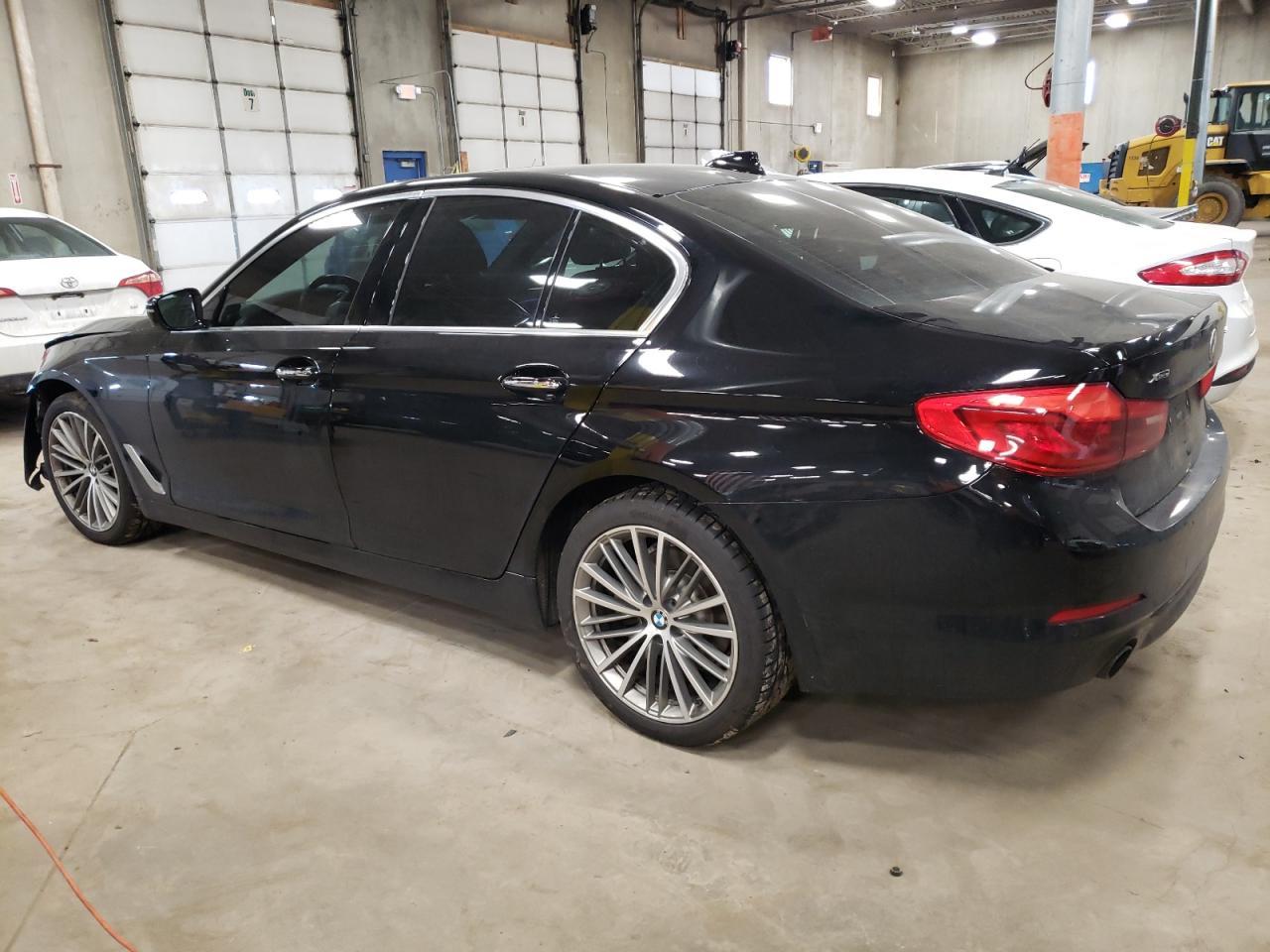 2018 BMW 530 XI - Image 2
