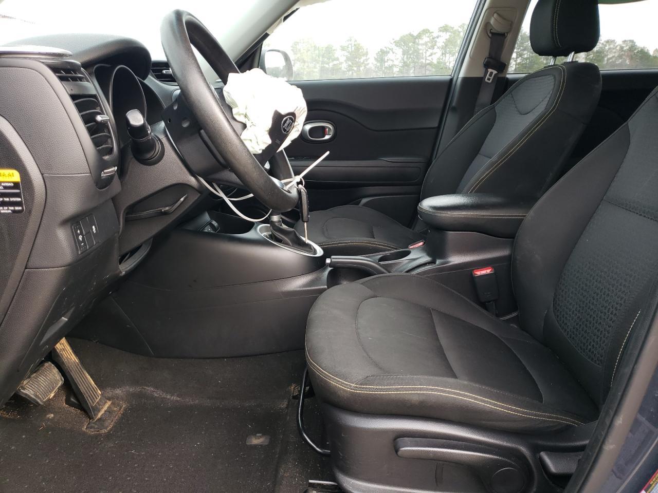 2016 KIA SOUL + - Image 7