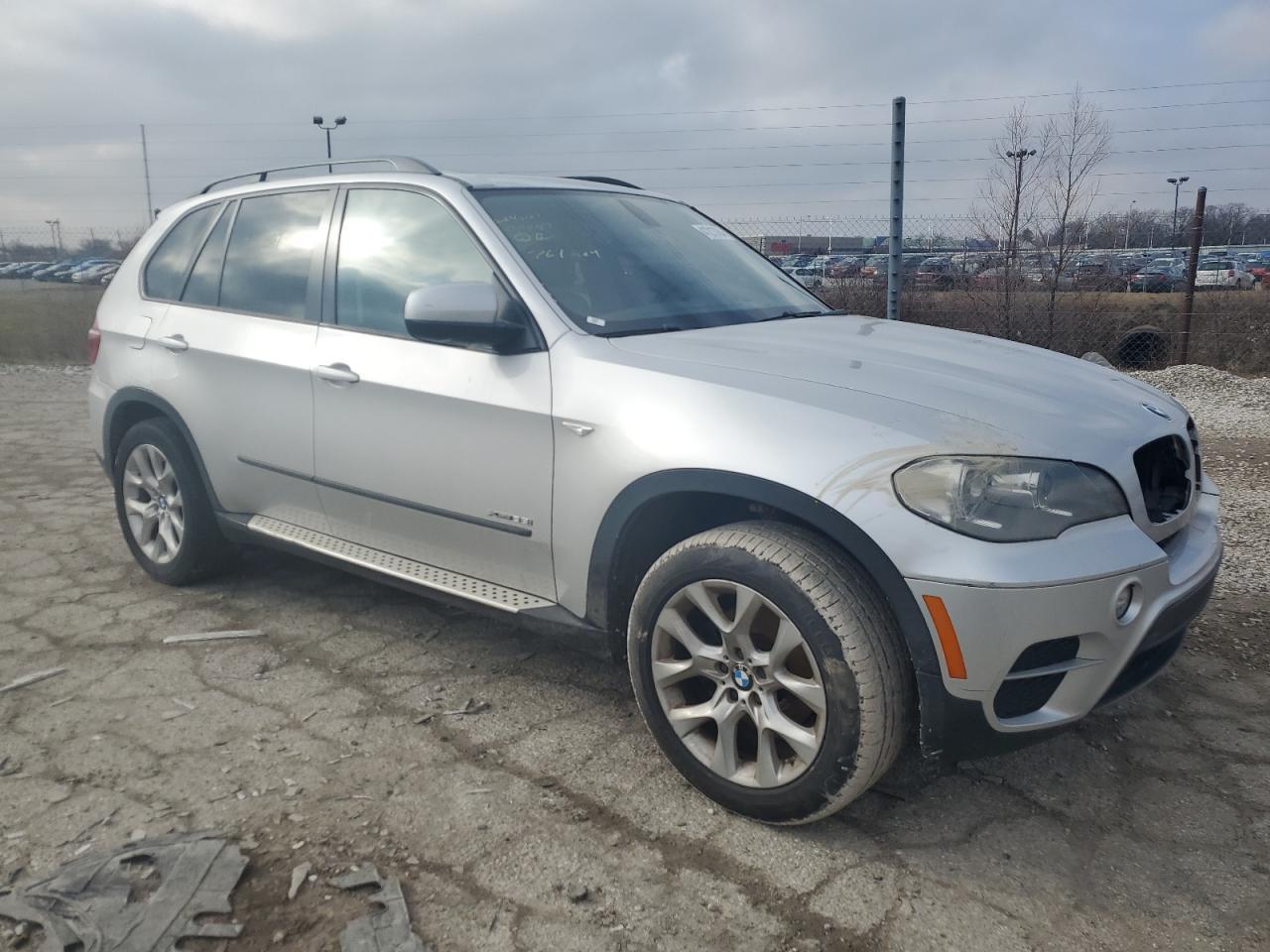 2012 BMW X5 XDRIVE3 - Фото 4