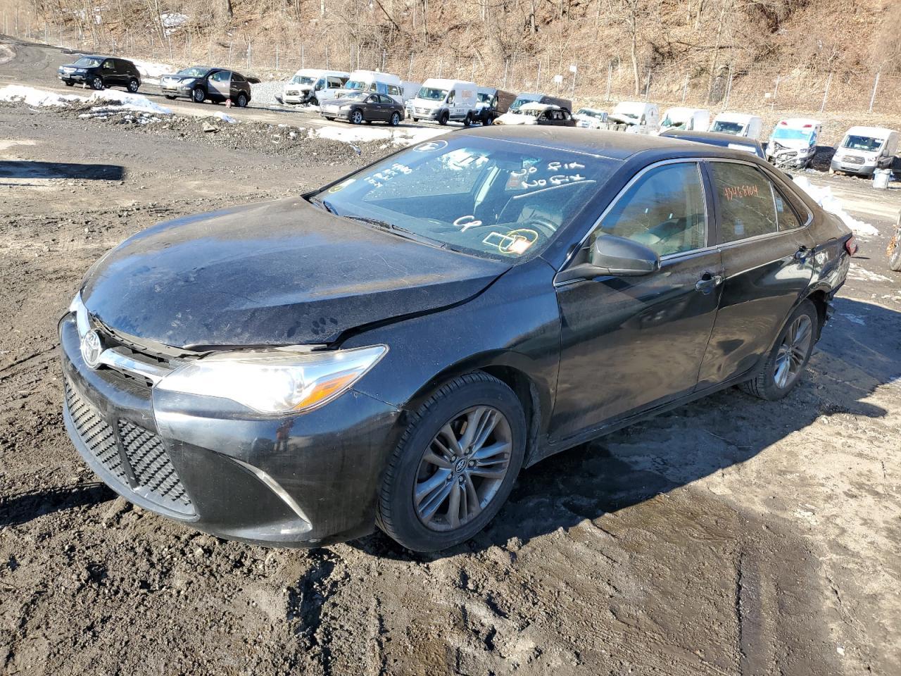 2016 TOYOTA CAMRY LE