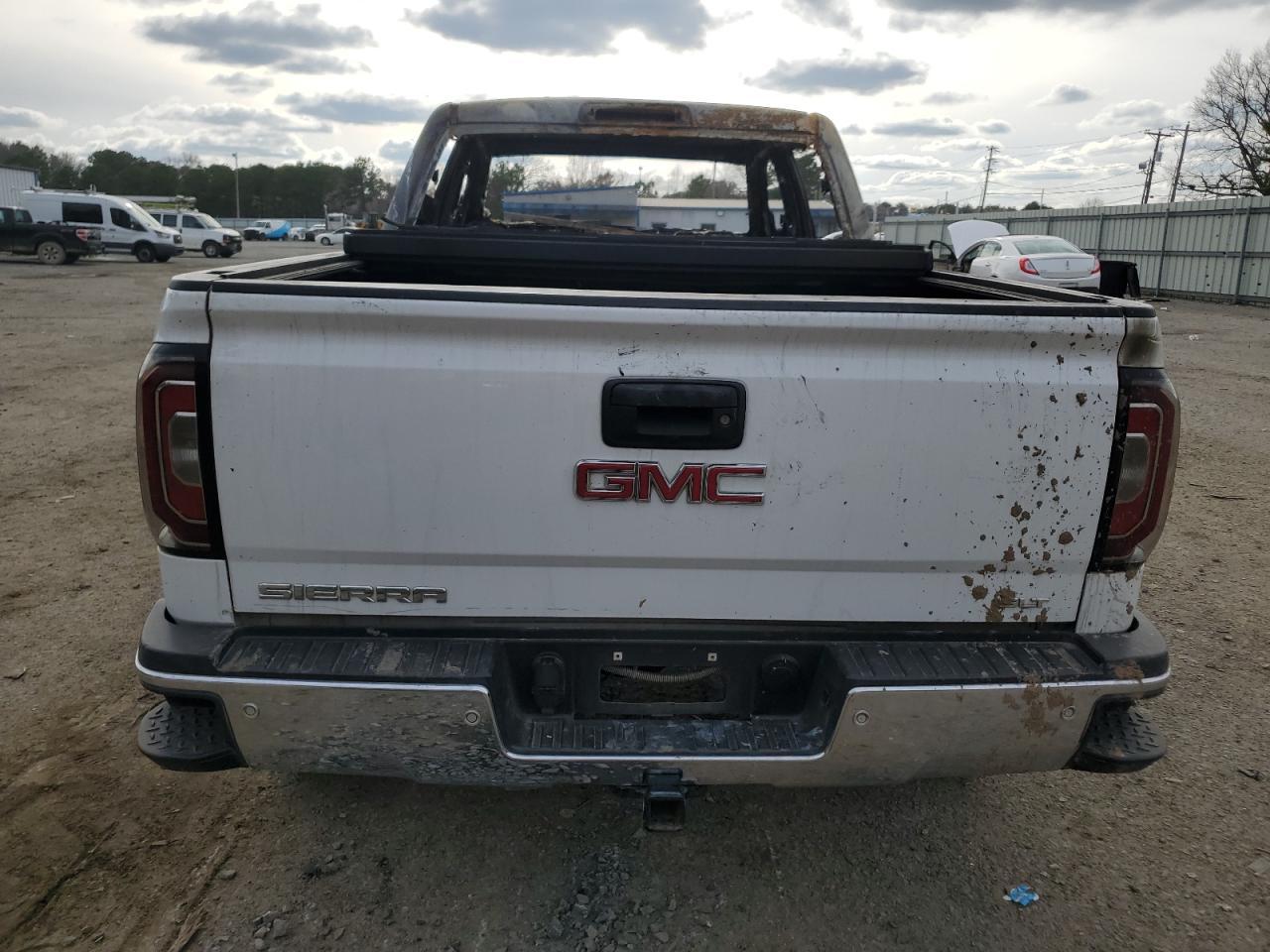 2017 GMC SIERRA K15 - Фото 6