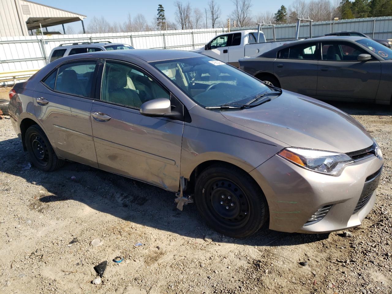 2015 TOYOTA COROLLA L - Image 4
