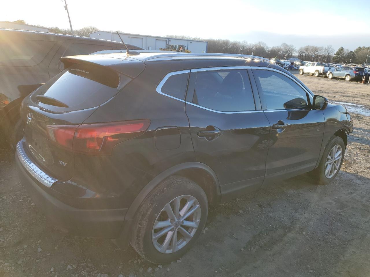 2018 NISSAN ROGUE SPOR - Фото 3