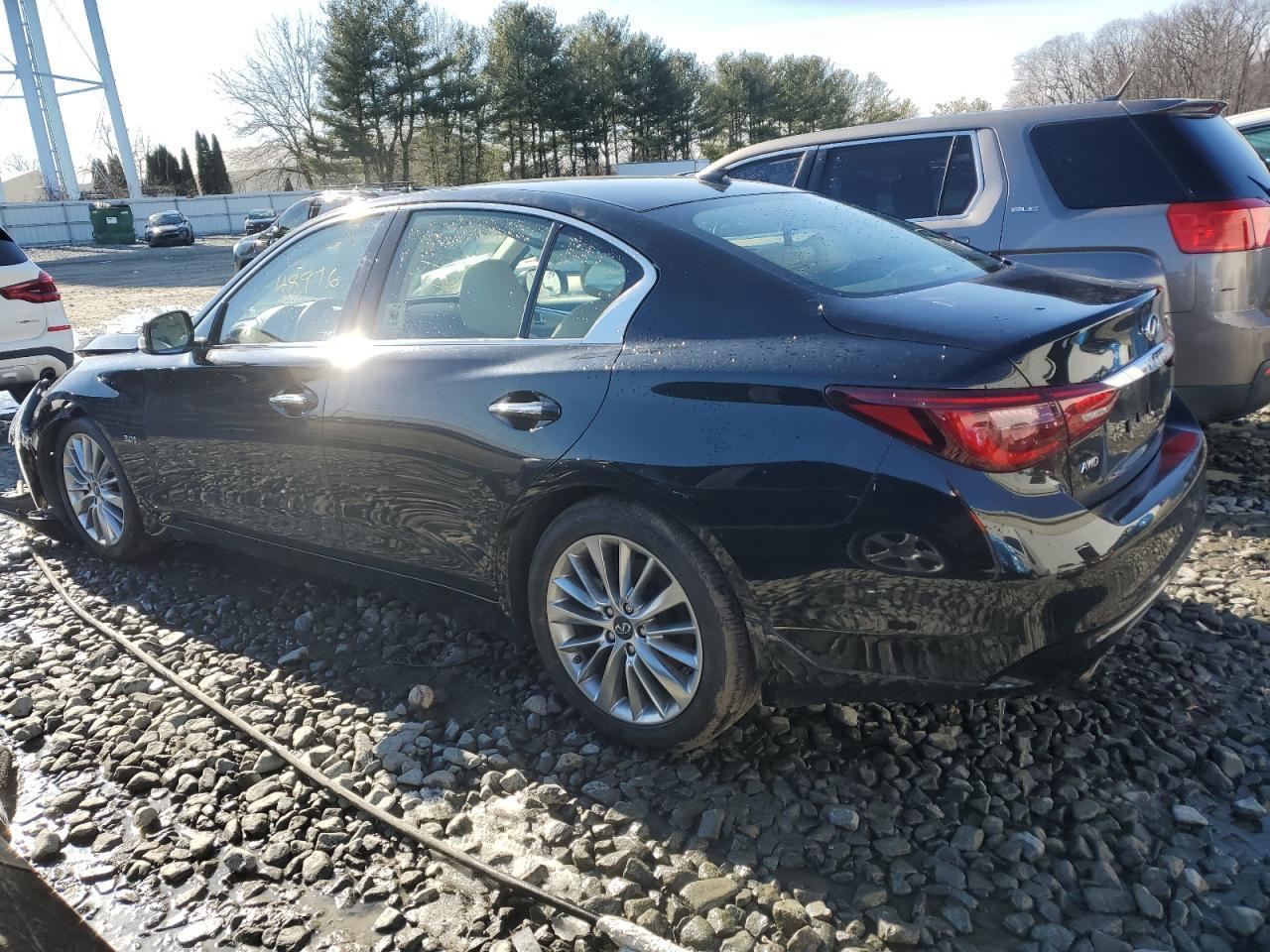 2019 INFINITI Q50 LUXE - Фото 2