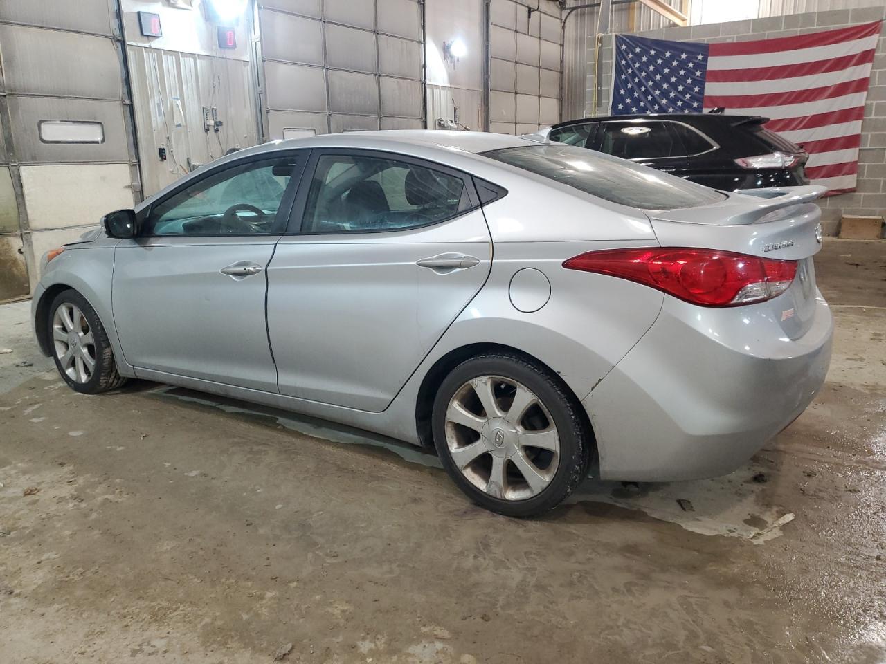 2013 HYUNDAI ELANTRA GL - Image 2