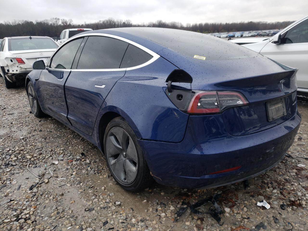2019 TESLA MODEL 3 - Image 2