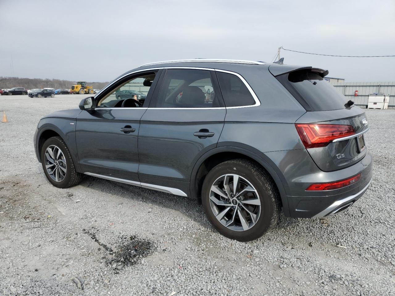 2022 AUDI Q5 PREMIUM - Фото 2