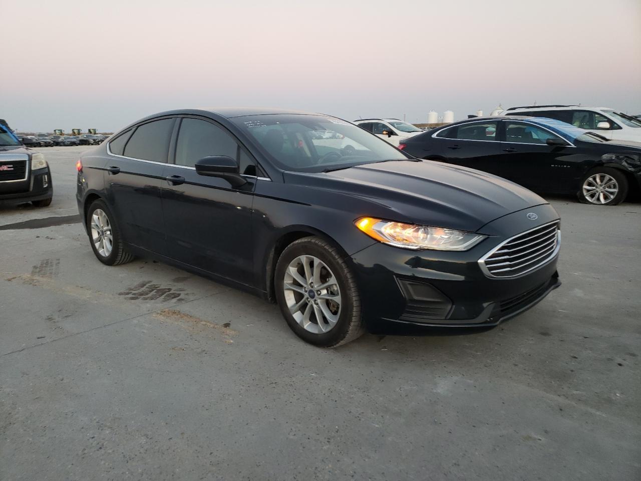 2020 FORD FUSION SE - Image 4