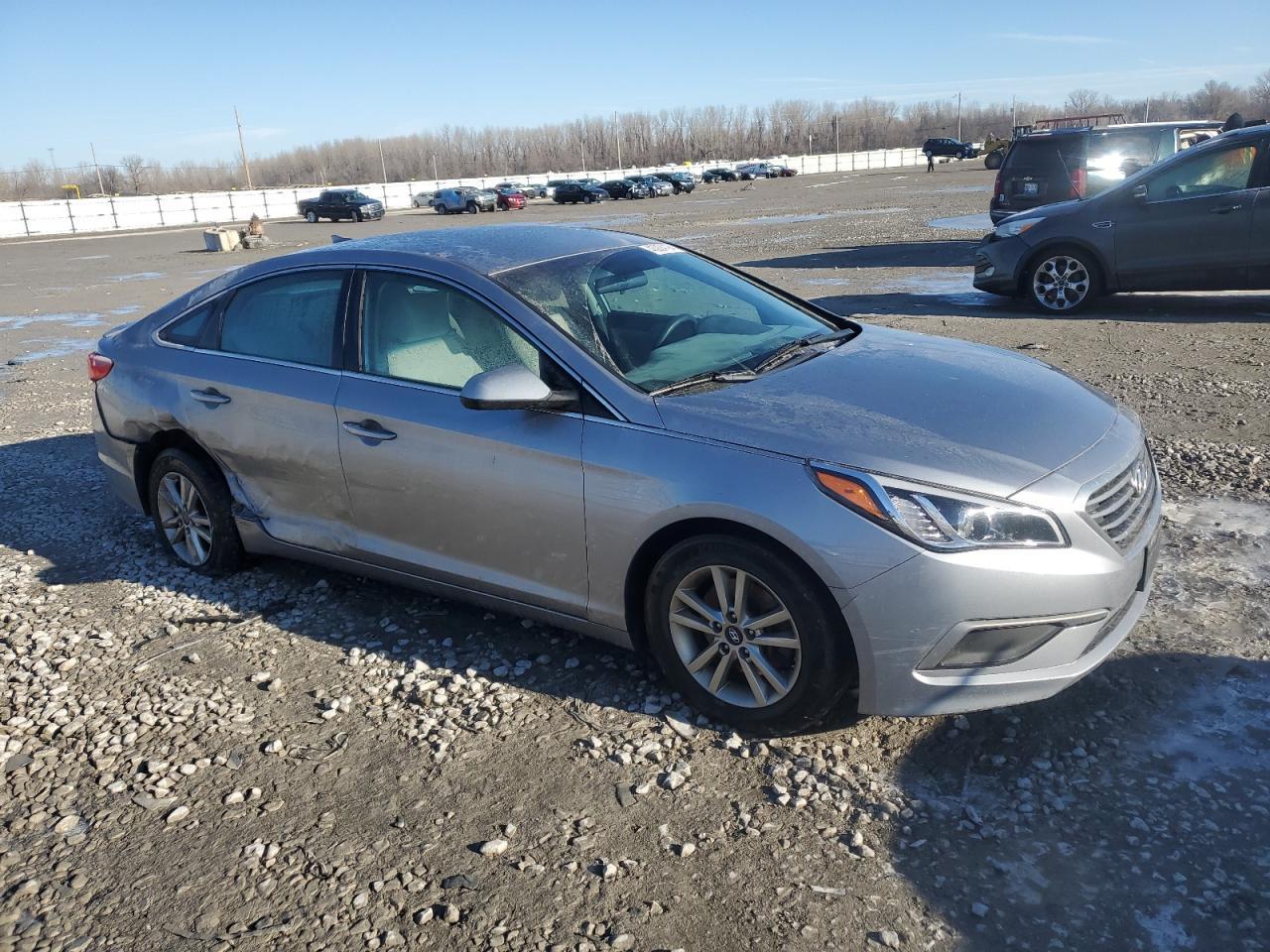 2017 HYUNDAI SONATA SE - Фото 4