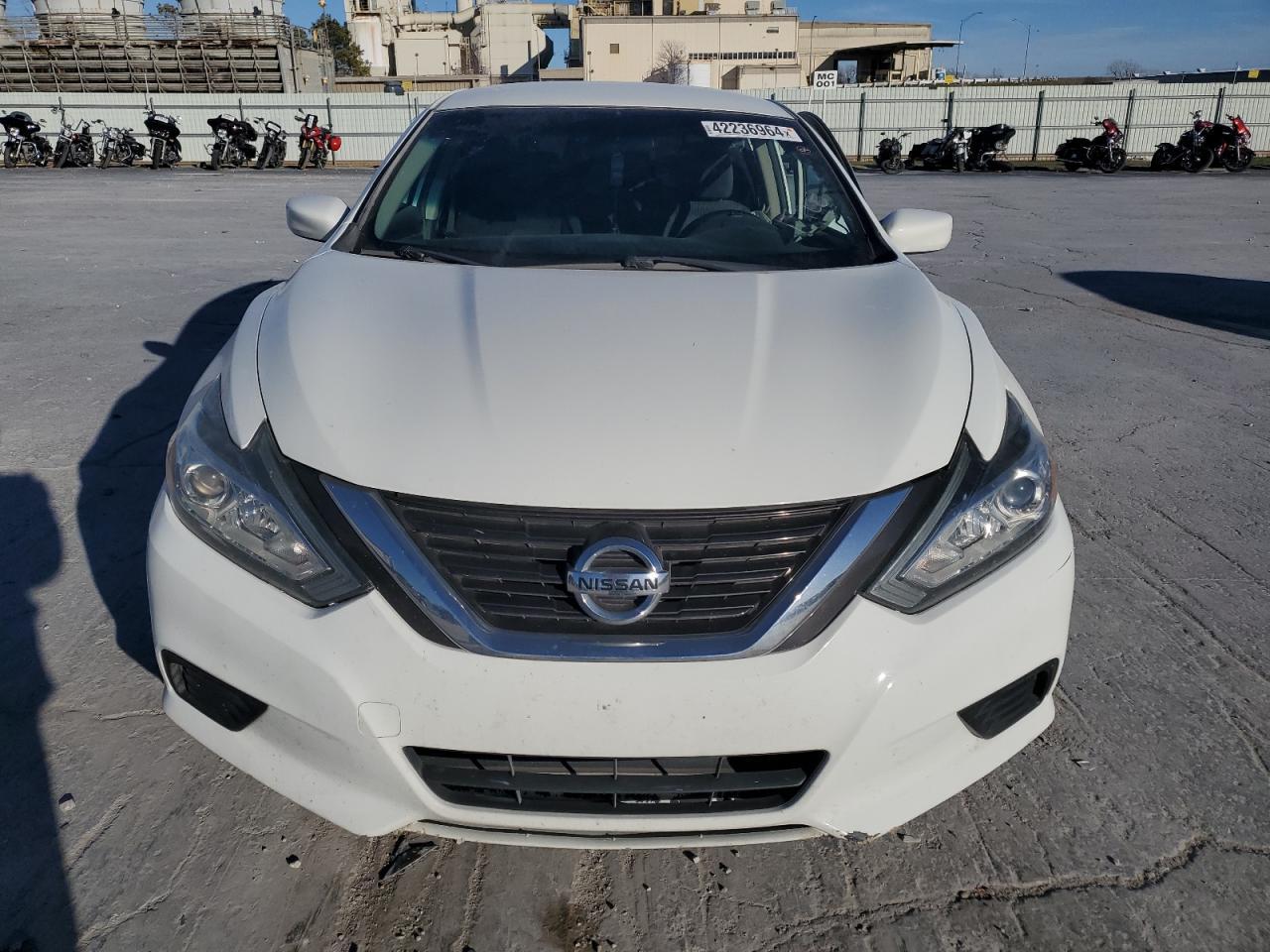 2017 NISSAN ALTIMA 2.5 - Фото 5