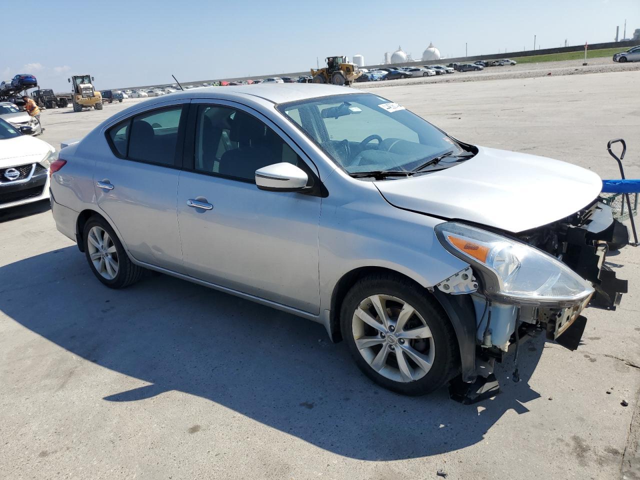 2016 NISSAN VERSA S - Image 4