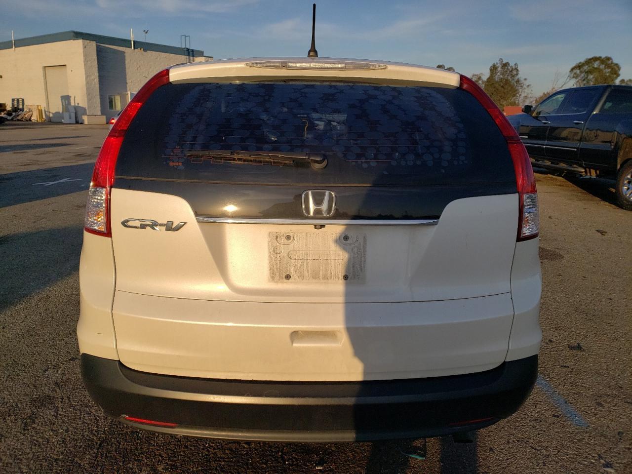 2014 HONDA CR-V LX - Image 6