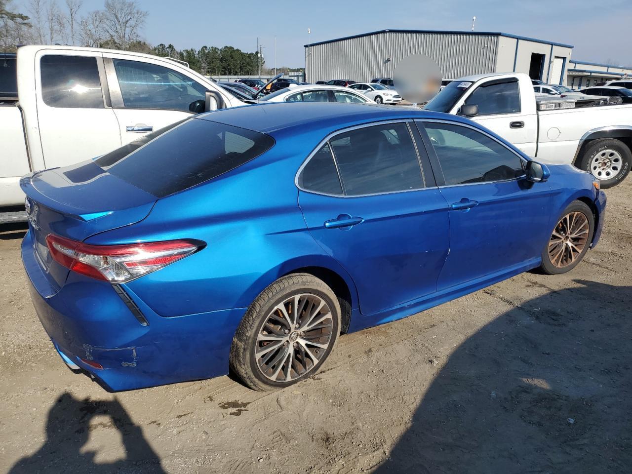 2018 TOYOTA CAMRY L - Image 3