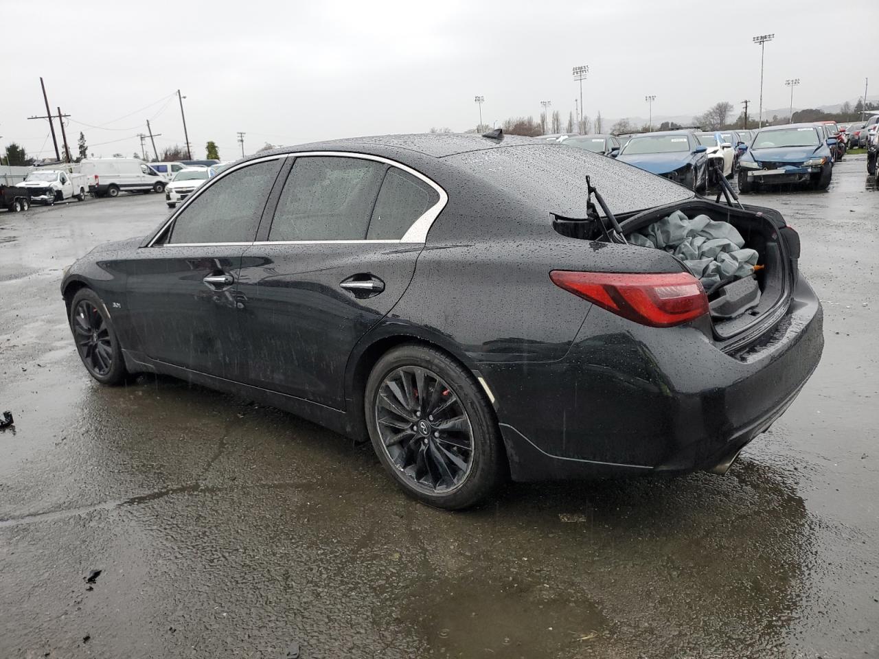 2018 INFINITI Q50 LUXE - Фото 2