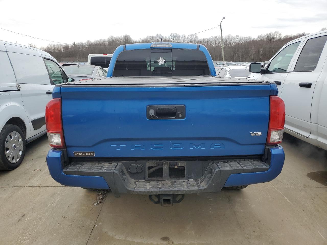 2017 TOYOTA TACOMA DOU - Фото 6